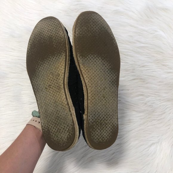 TOMS Suede Classic Perforated Black Loafer SZ 9.5 - Picture 5 of 6